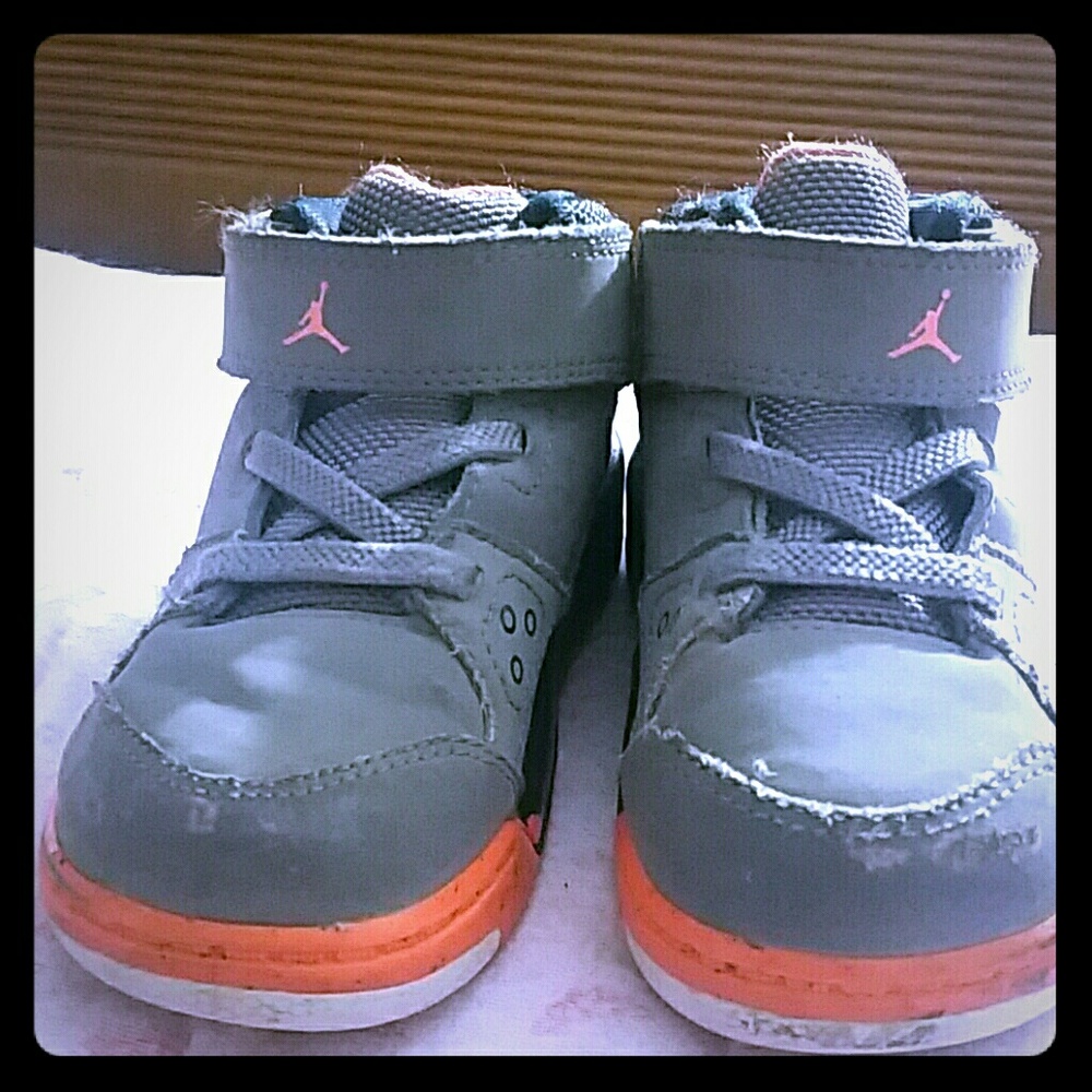 Jordan baby boys high top sneakers.